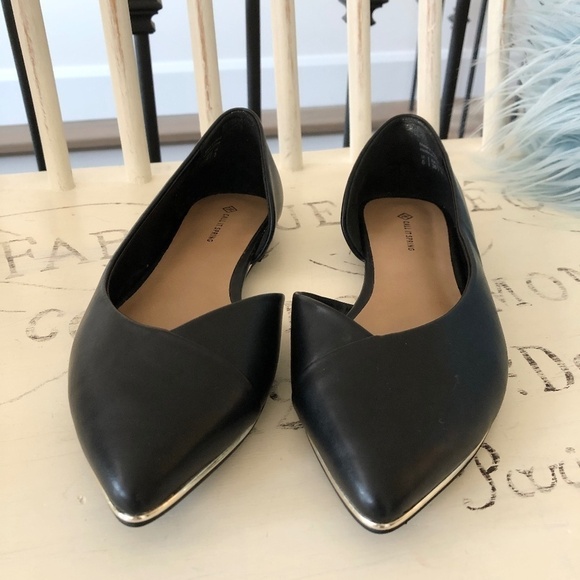 Black Flats, Slip Ons, Pointed Toe, Gold Colour Trim, Nice Condition - Picture 3 of 15
